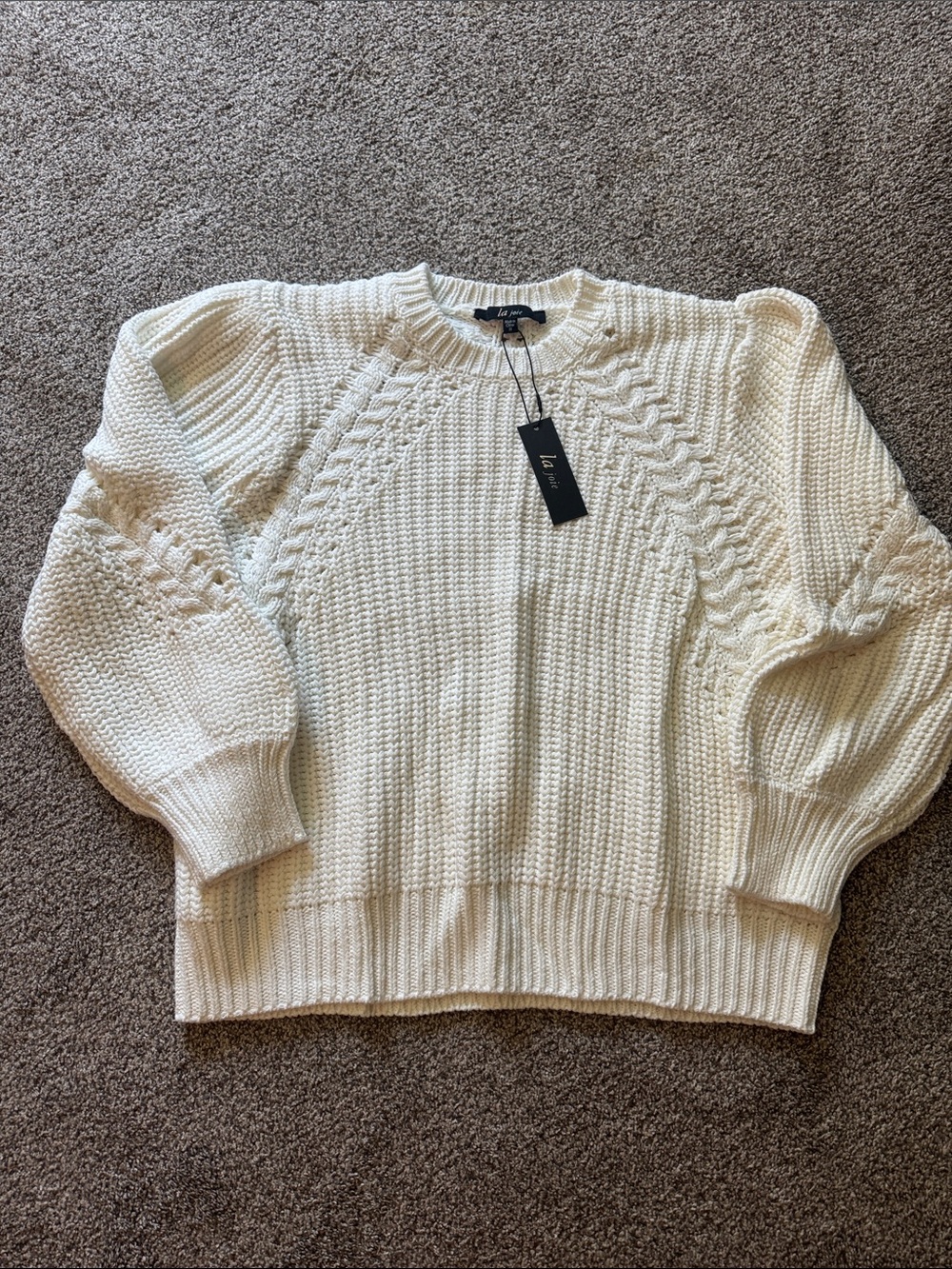 Crewneck Cable Knit Sweater in Off-White